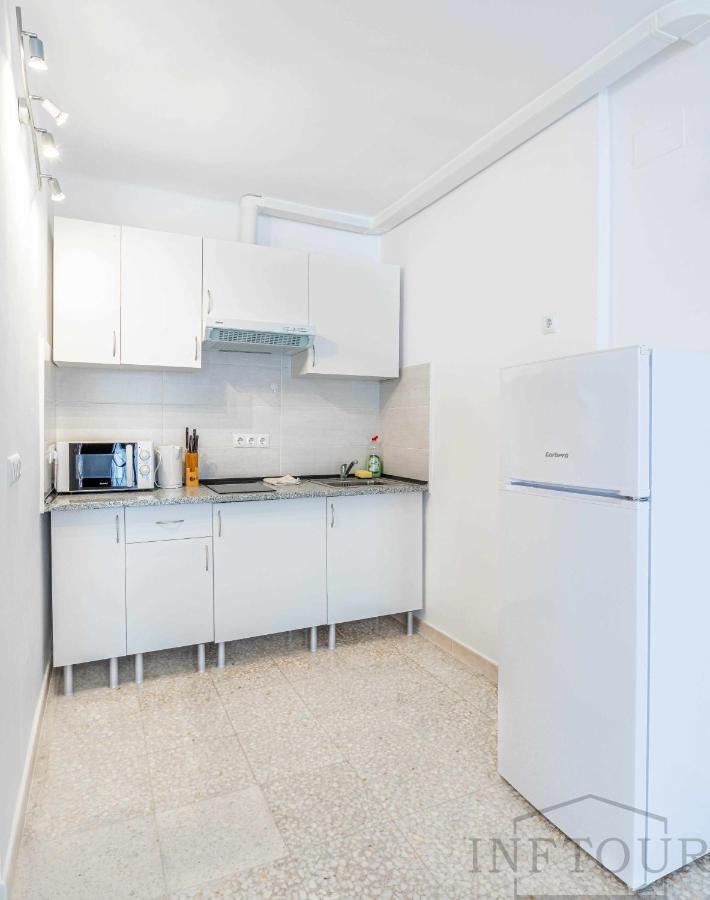 Inftour Paola III Apartamento Calp Exterior foto